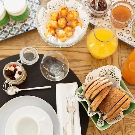 Ar'home Bed & Breakfast Arrondissement di Courtrai